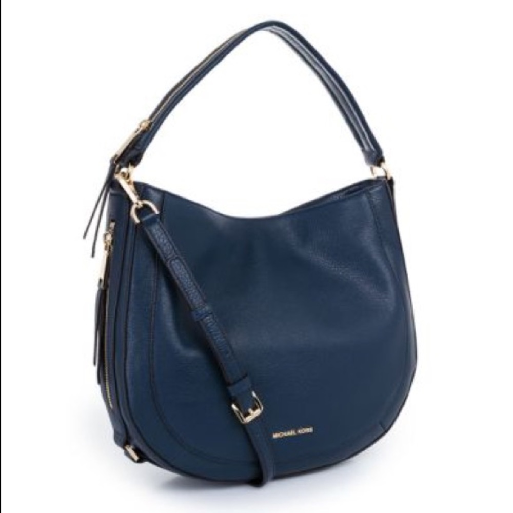 Like New Michael Kors Medium Julia Hobo Bag